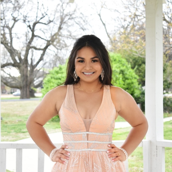 Meet your Posher, Lissy - Picture 1 of 1